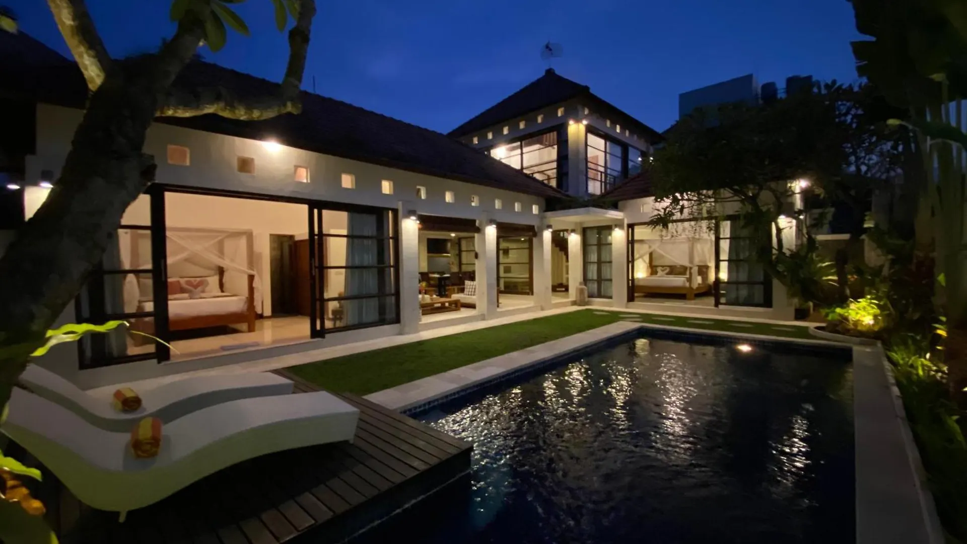 Spacious Villa In Petitenget Top Location Seminyak