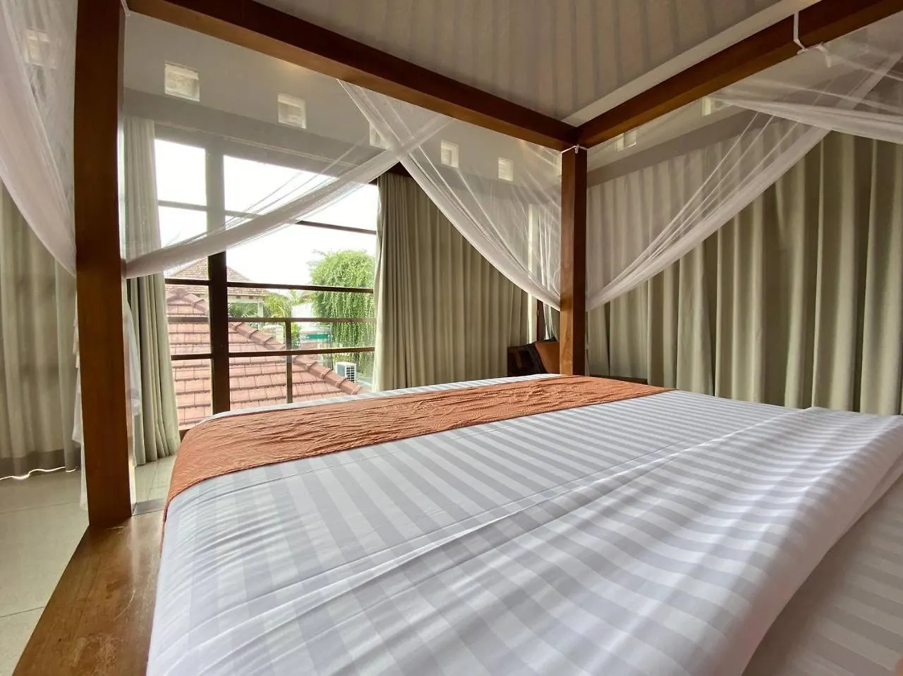 Spacious Villa In Petitenget Top Location Seminyak