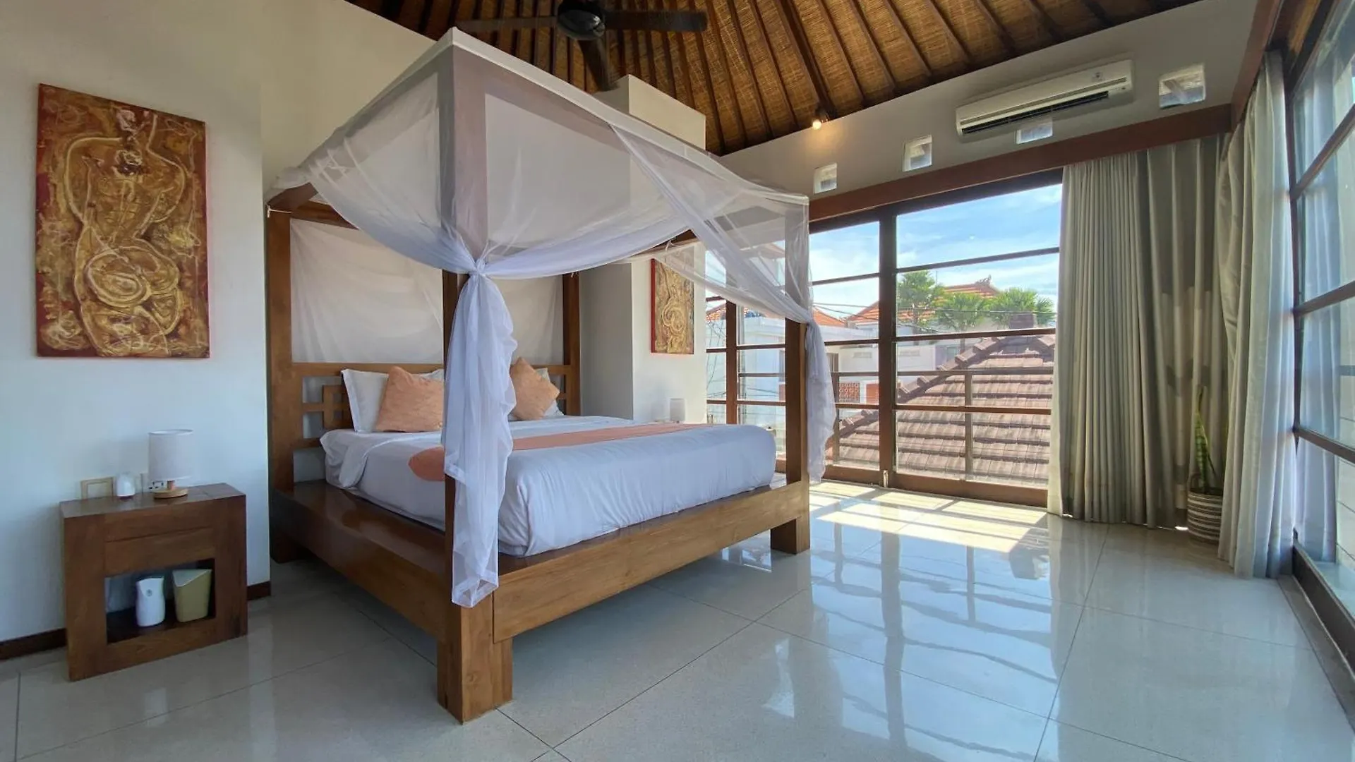 Spacious Villa In Petitenget Top Location Seminyak  Seminyak (Bali)