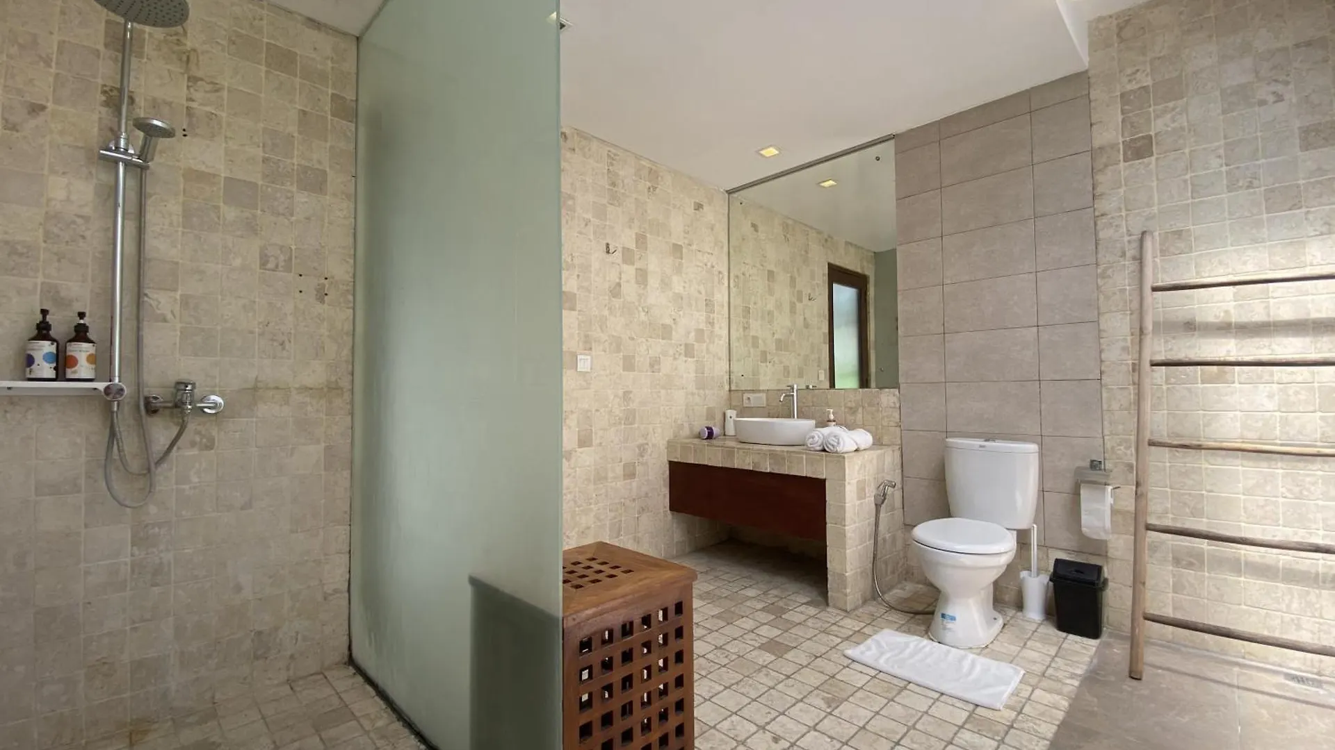 Spacious Villa In Petitenget Top Location Seminyak  Indonesia