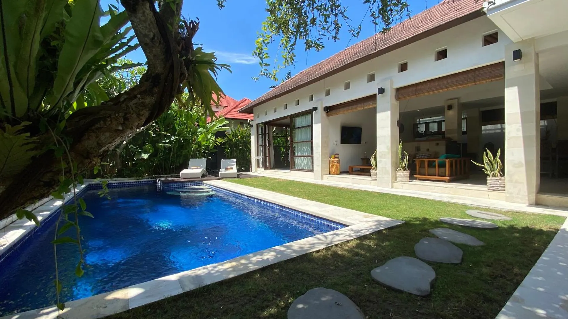 Spacious Villa In Petitenget Top Location Seminyak