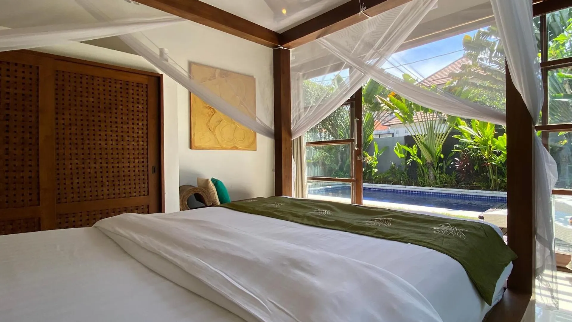Spacious Villa In Petitenget Top Location Seminyak  Indonesia